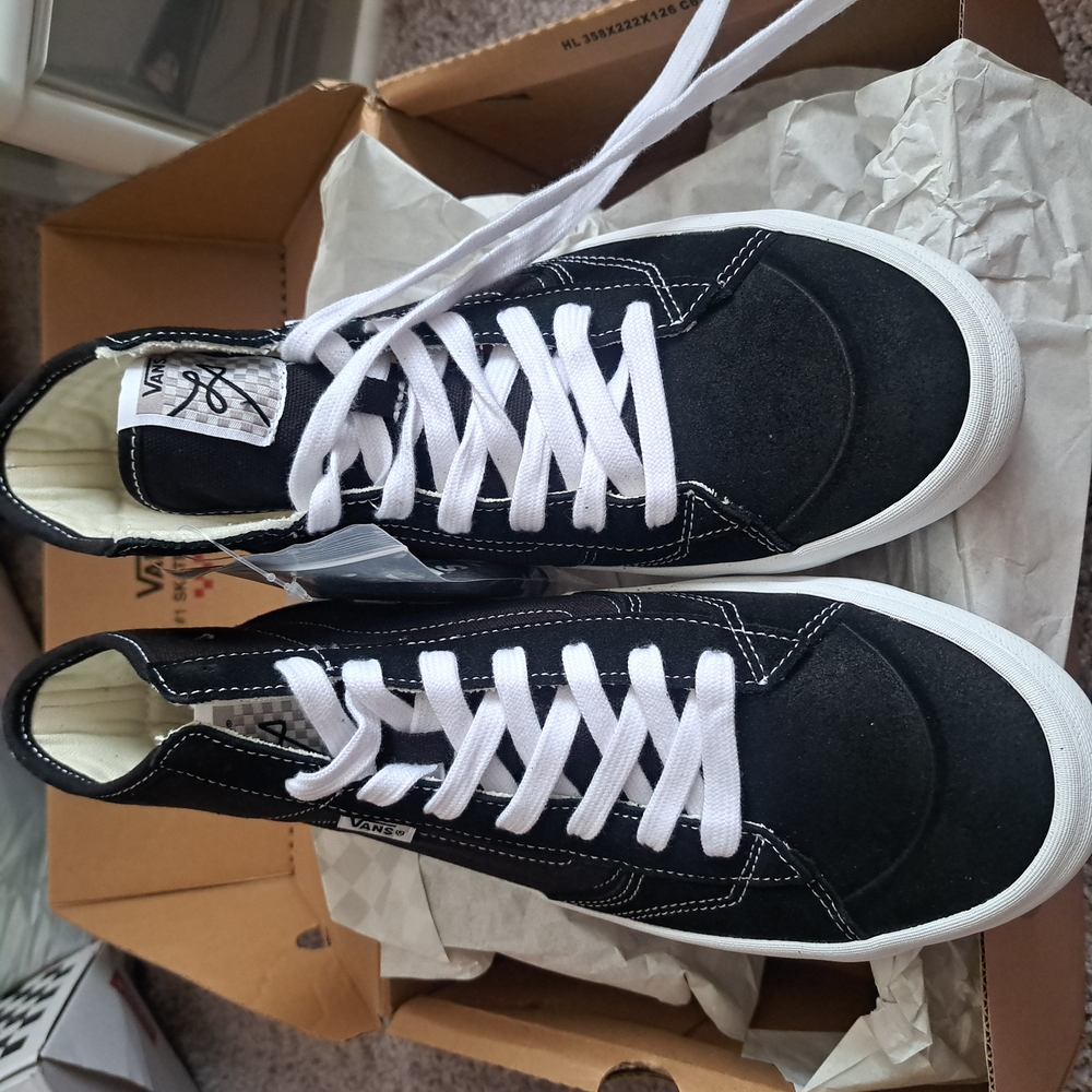 Vans Men's Black Sneakers